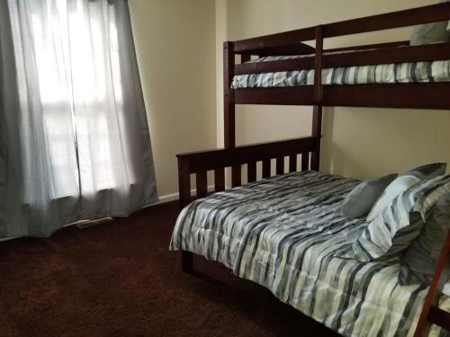 Spacious 3BR 2BA 11 mins away from Cummins Falls State Park!!! - image 7