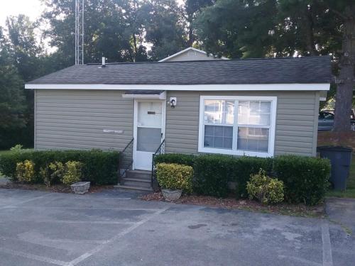 Music Studio Getaway, Close to Entertainment! in Makminvilla (TN)