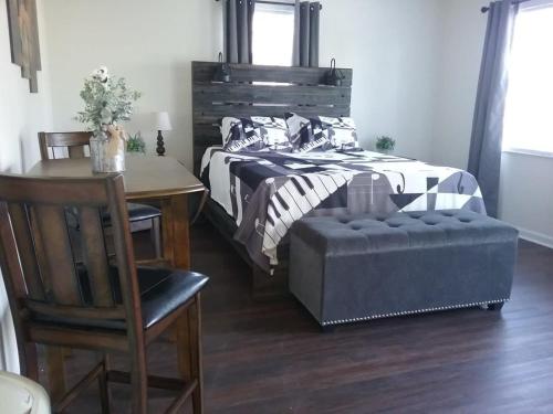 Music Studio Getaway, Close to Entertainment! in Makminvilla (TN)