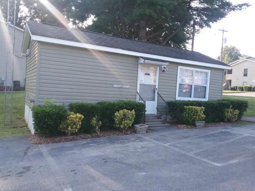 Music Studio Getaway, Close to Entertainment! in Makminvilla (TN)