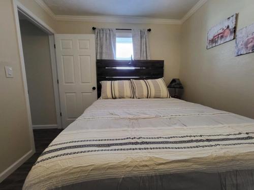 Country Roads 1BR apartment near TTU & downtown in Cookeville, USA