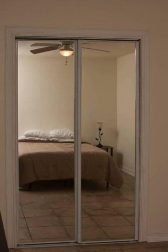 Less than 1 mile from Fort Sill 2 Bedrooms!!!! - main image