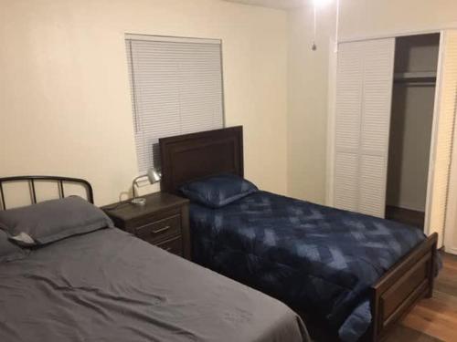 Two-bed one-bath downstairs close to Fort Sill! - image 7