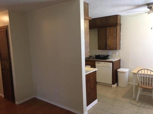 2 Bedroom Apartment for you! Next to Fort Sill - image 12