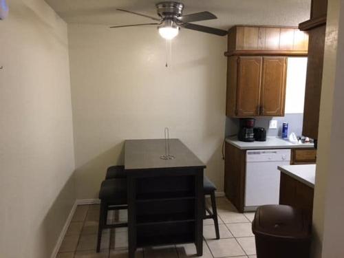 Simple 1-bedroom unit upstairs close to Fort Sill! - image 12