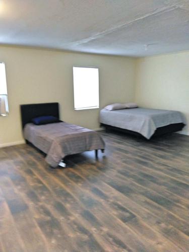 A simple and functional space for travelers in Knoxville, USA