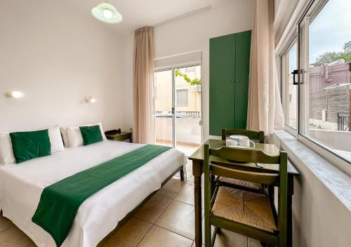 Akti Galinis - Beachfront Hotel in Armeni
