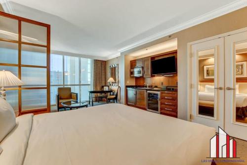 MGM Signature-23-719 Strip View Jacuzzi Studio, Las Vegas (foto 5)