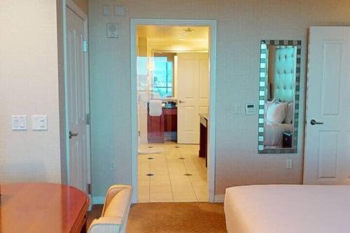 MGM Signature-10-714 1Br Balcony Suite Accessible, Las Vegas (foto 7)