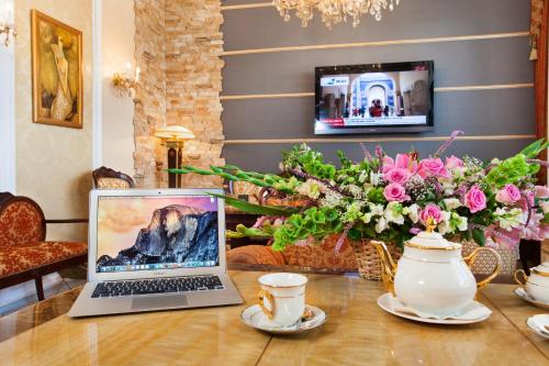 Conference Hotel Suputnyk - image 10