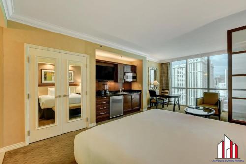 MGM Signature-22-611 Strip View Jacuzzi Studio, Las Vegas (photo 6)