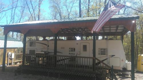 2 bedrooms, 3 beds