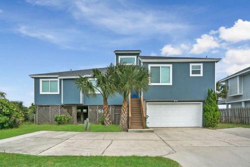 Spectacular Oceanfront! Blissful Balconies + BBQ