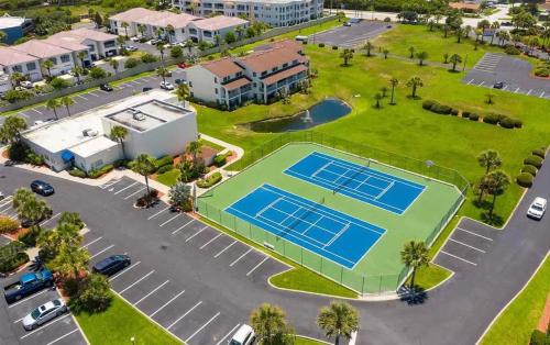Stunning Ocean Views Huge Patio Heated Pool and Amenities! - image 7