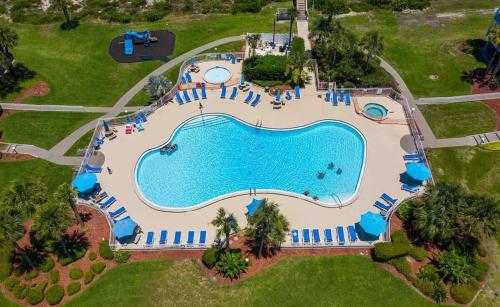 Stunning Ocean Views, Huge Patio, Heated Pool and Amenities! in St. Augustine, USA