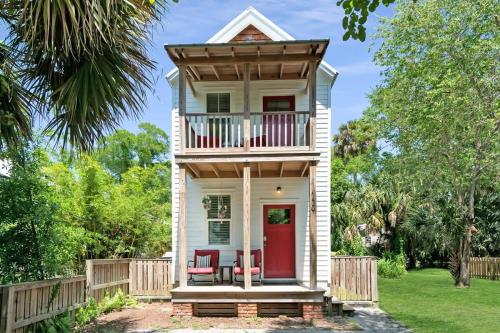 Downtown Home with Hot Tub BBQ Near Ice Plant! - image 12