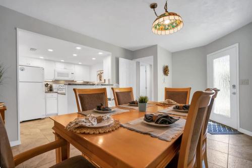 Sapphire Skies! Sweet Beach Condo Steps from the Sand and Surf