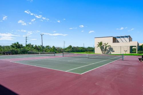 Oceanfront Summerhouse Condo Pool Tennis BBQ in St. Augustine, USA
