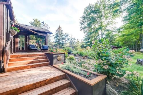 Xanadu - Zen waterfront retreat on Upper Rideau