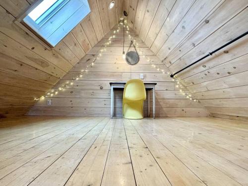 Cozy Studio in the Heart of Bar Harbor [Sea Smoke], Бар-Харбор (фото 9)