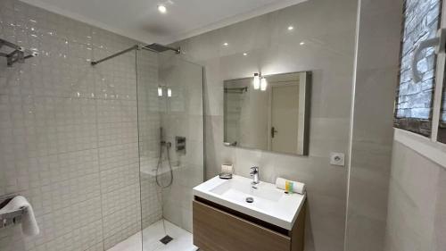 Apartment image 6
