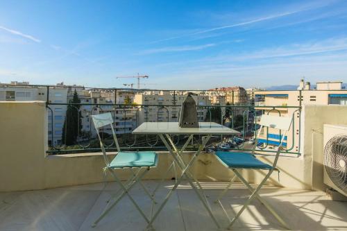 Apartment image 9