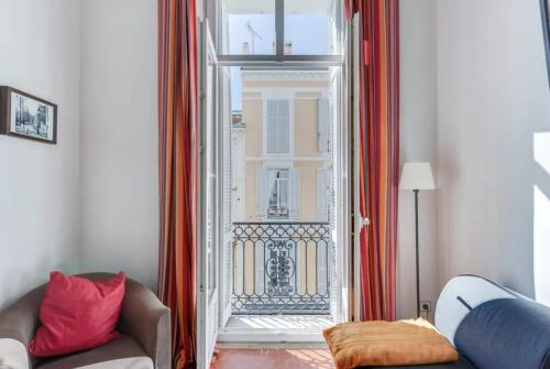 Apartment image 7