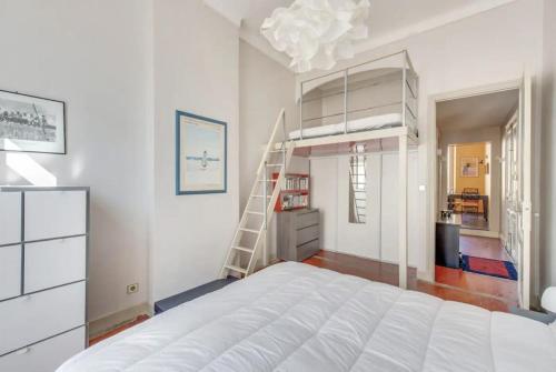 Apartment image 6