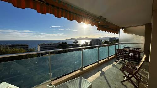 Apartment room in A069-Apt in residence with pool and sea view - Cannes
