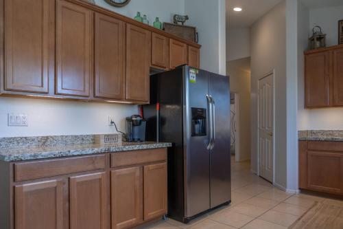 Comfy House Private Backyard with Pool BBQ Citrus in Sun City