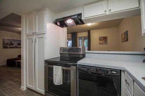 34A Casa Grande Modern 1bd condo w HEATED POOL - image 7