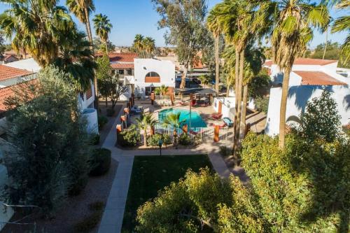 78- Modern Casa Grande Desert Paradise heated pool
