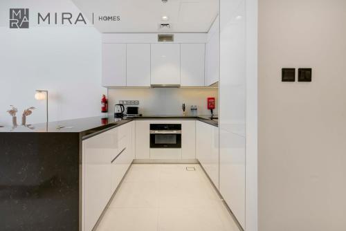 Mira Holiday Homes - Fully furnished apartment with pool access, Dubai (foto 6)
