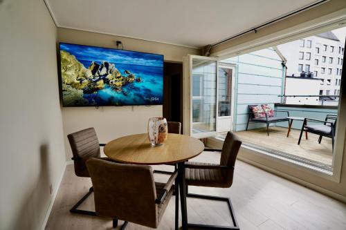 Instalaciones, Sentral leilighet i rolig bygård, med heis, egen, veranda & 85" Smart TV (Sentral leilighet i rolig bygard, med heis, egen, veranda & 85" Smart TV) in Porsgrunn