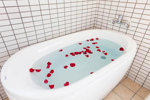 Bathroom, Gajumaru no Niwa ~ Itoman in Itoman