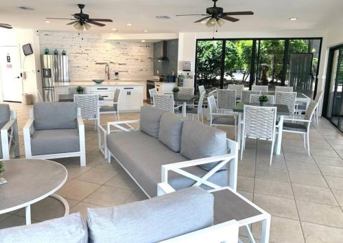 Million dollar view at a fraction of the price! in Key Largo, USA