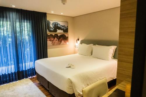 Suite with Balcony image 6