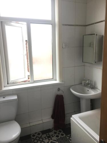 Single Room - Town & University nearby, 24h Bus, Airport-linked, Manchester (fotografie 5)