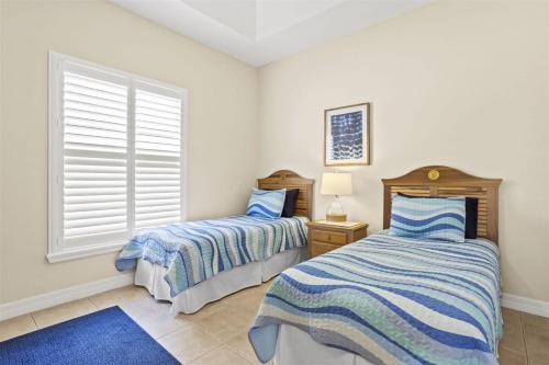 Cape Serenity- Luxury Waterfront Villa with Kayaks - image 9