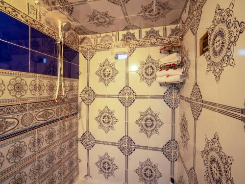 Pretty Apartment in the Medina 2 Room Type - Three-Bedroom Apartment Pretty Apartment in the Medina 2 Room Type - Three-Bedroom Apartment