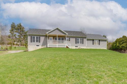 Views of Canandaigua Lake: Middlesex Retreat! in Naples (NY)