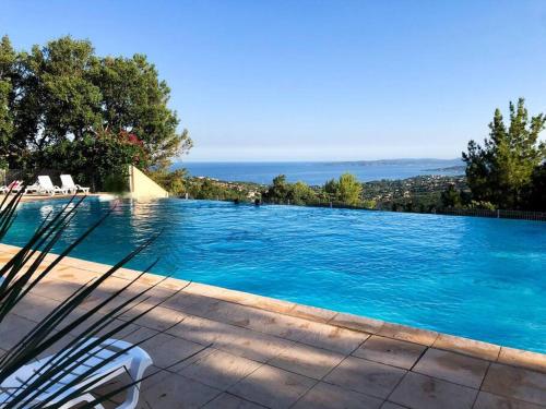 appartement vue sur la mer avec piscine - Location saisonnière - Roquebrune-sur-Argens