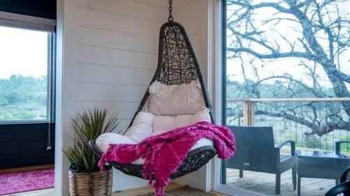 Jumping Goat Ranch-Treehouse Amazing View in Fredericksburg, USA