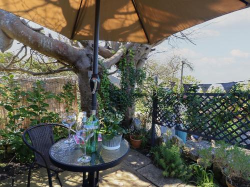 ทัศนียภาพภายนอกโรงแรม, The Kiln House in บรอดเวย์