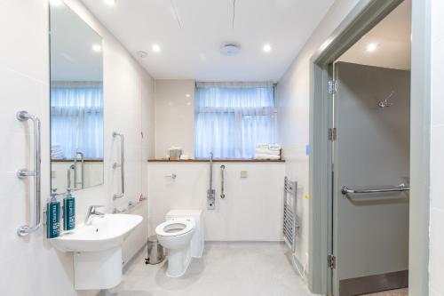 DoubleTree by Hilton London – West End - image 2