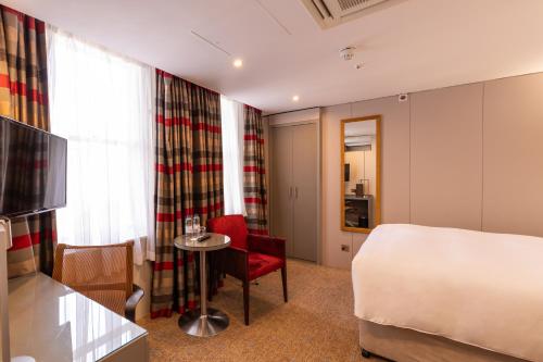 room detail thumbnail 0