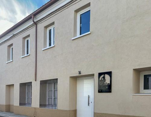 El Reloj De La Villa in Valdefuentes