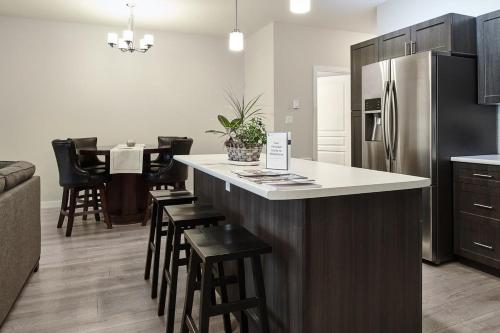 NN - Eddy #1 - Whistlebend 3-bed 2 5-bath, Whitehorse (zdjęcie 4)