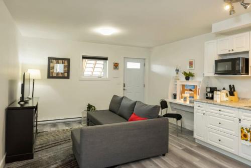 NN - The Evelyn - Whistlebend 1-bed 1-bath, Whitehorse (zdjęcie 9)