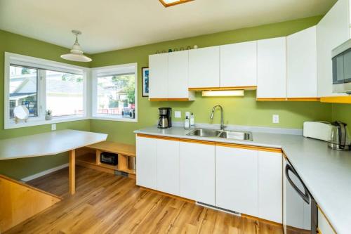 NN - The Burrow - Riverdale 3-bed 1 5 bath, Whitehorse (foto 6)